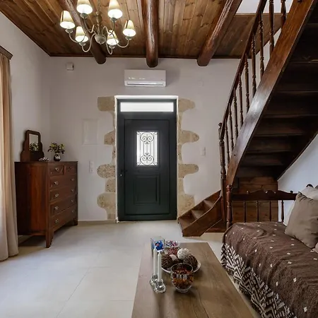 Onoufris Renovated Of 1927 With Spectacular Views Vilă Argiromourion